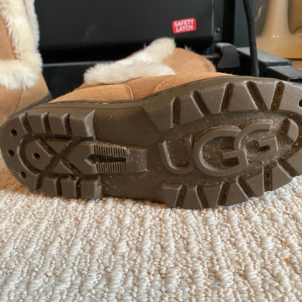 Authentic Ugg Sunburst Tall